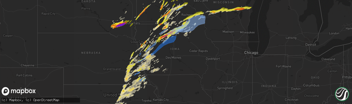 Hail map in Iowa on April 12, 2022