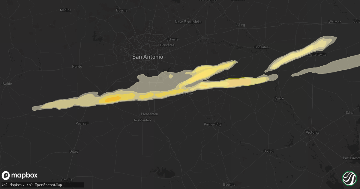 Hail map in Floresville, TX on April 14, 2014