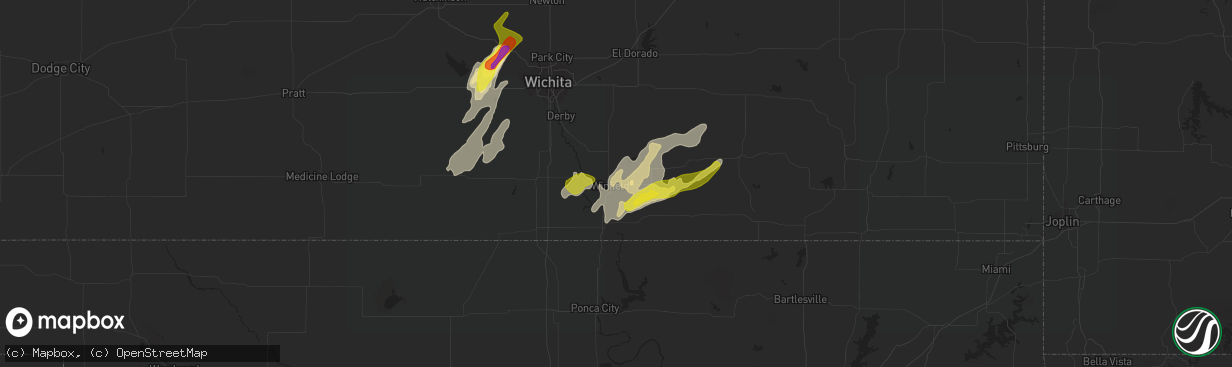 Hail map in Winfield, KS on April 28, 2022