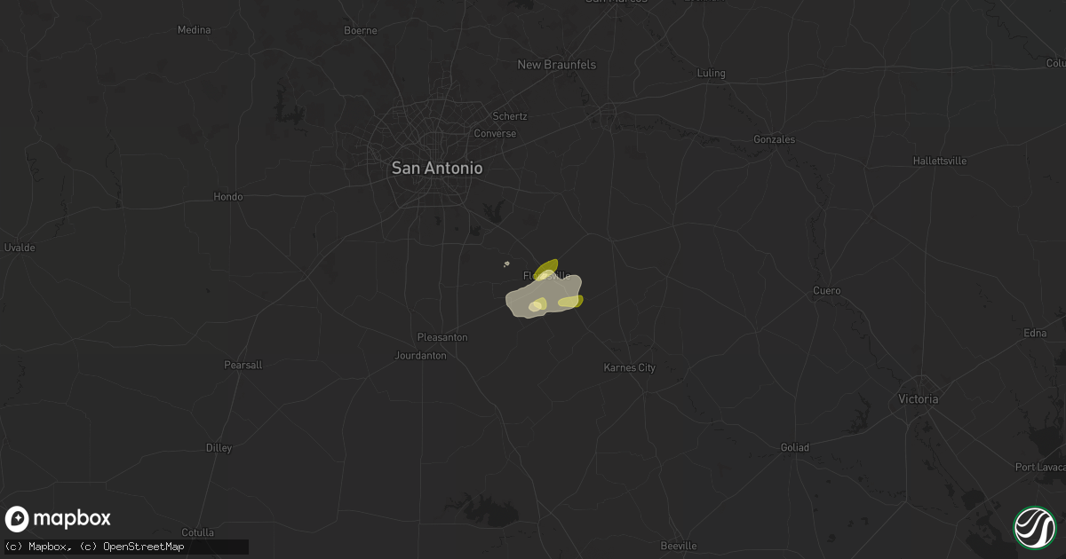 Hail map in Floresville, TX on April 28, 2024