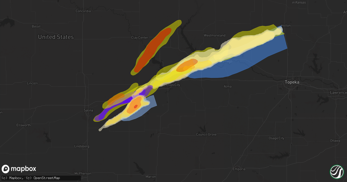 Hail map in Junction City, KS on April 28, 2025