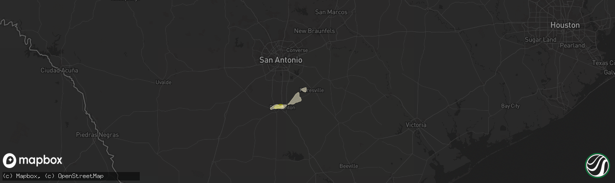 Hail map in Floresville, TX on May 5, 2025