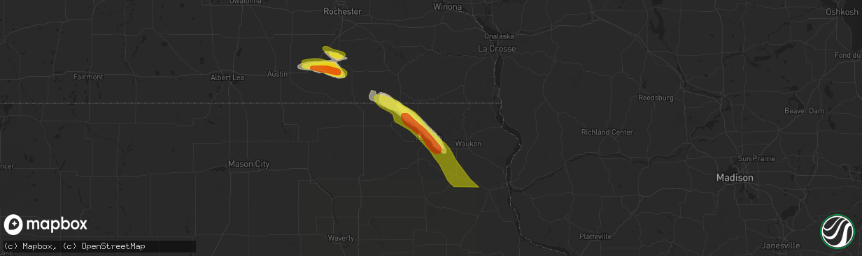 Hail map in Decorah, IA on June 28, 2022